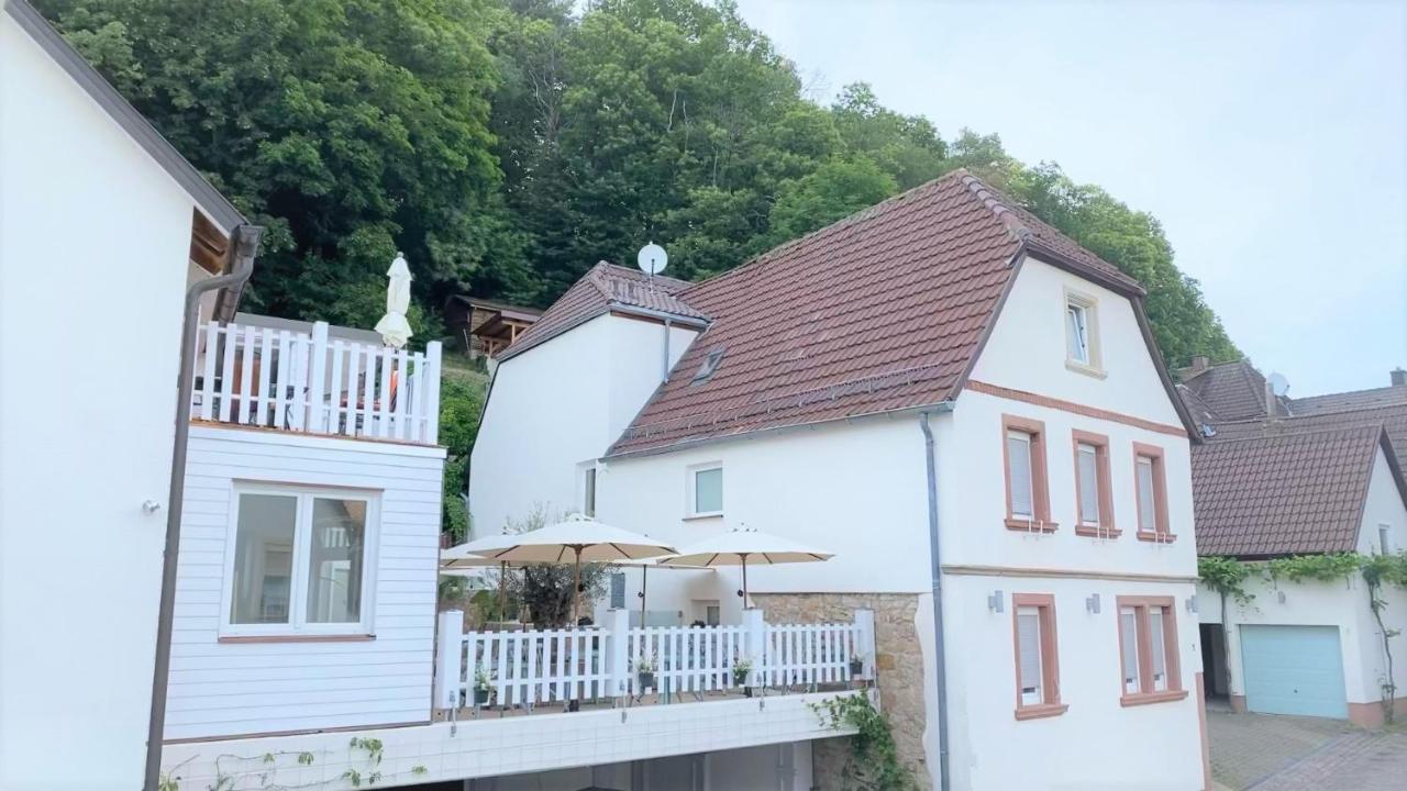 Haus Am Heiner Geissler Platz By Landgasthof Zickler Gleisweiler Eksteriør bilde